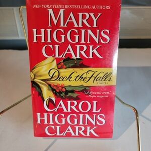 Trio of Mary Higgins Clark Christmas Paperbacks